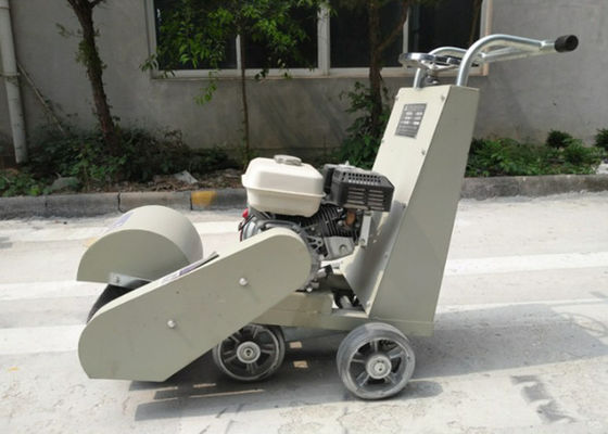 Olive Drab Sweeper Cleaning Road Marking Equipment