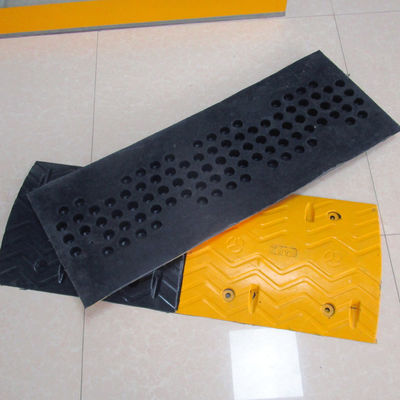 Heavy Rubber Speed Hump Speed Breaker Traffic Calming Devices
