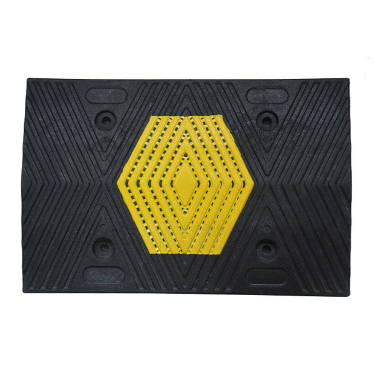 PVC Durable Vehicle Speed Reducing Driveway Speed Bumps