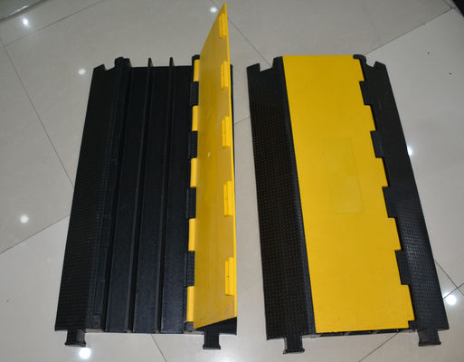 2 Channels Conference Hall Exhibition Cable Protector Driveway Speed Bumps