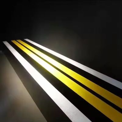 Buy AASHTO M249 Thermoplastic Road Marking Paint Customized With 0-30% Glass Bead Content online manufacture